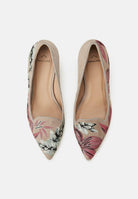 Mangará Ipê Women's Pumps - Leather - Handmade - Embroidery - 6cm Kitten Heel