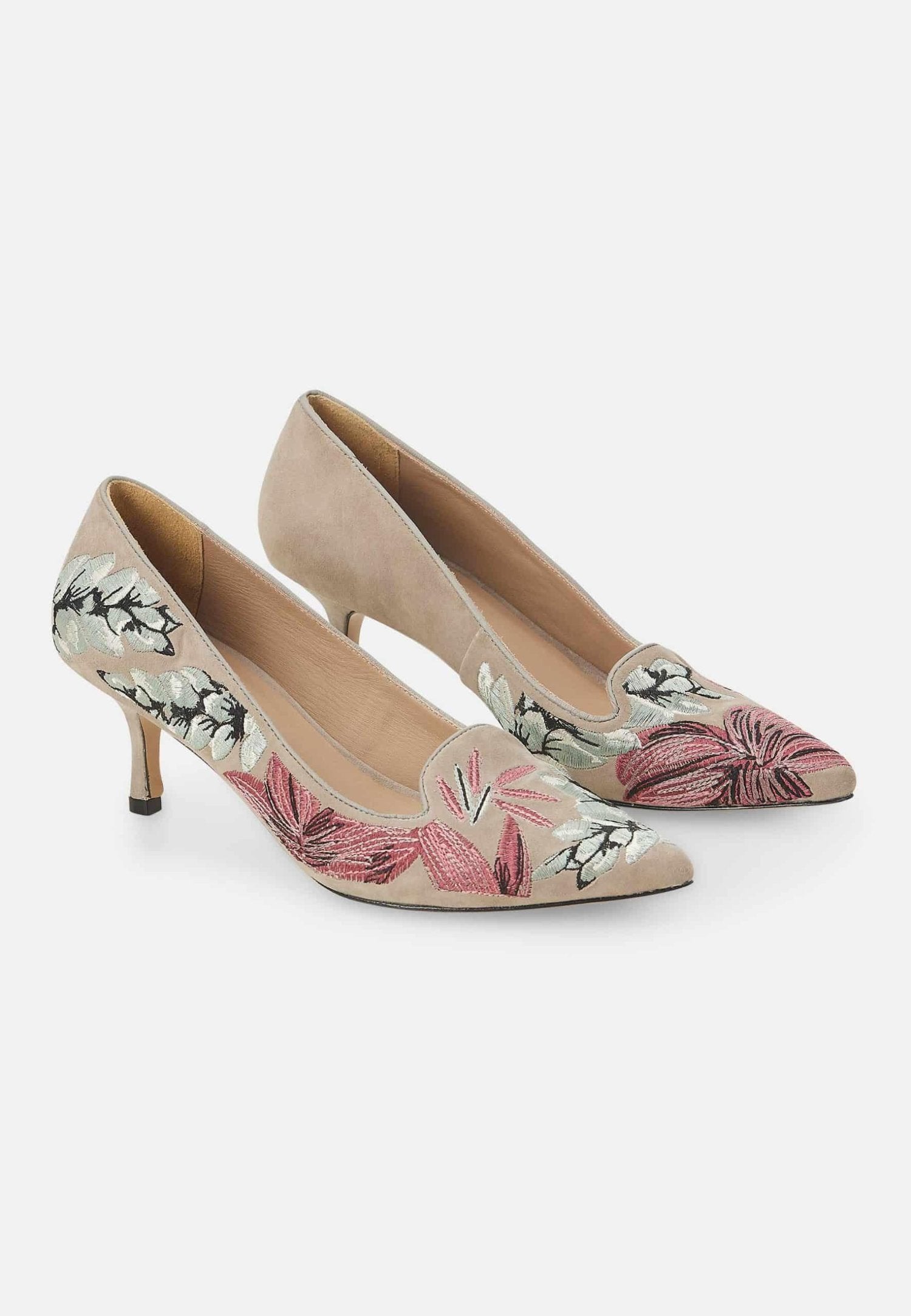 Mangará Ipê Women's Pumps - Leather - Handmade - Embroidery - 6cm Kitten Heel