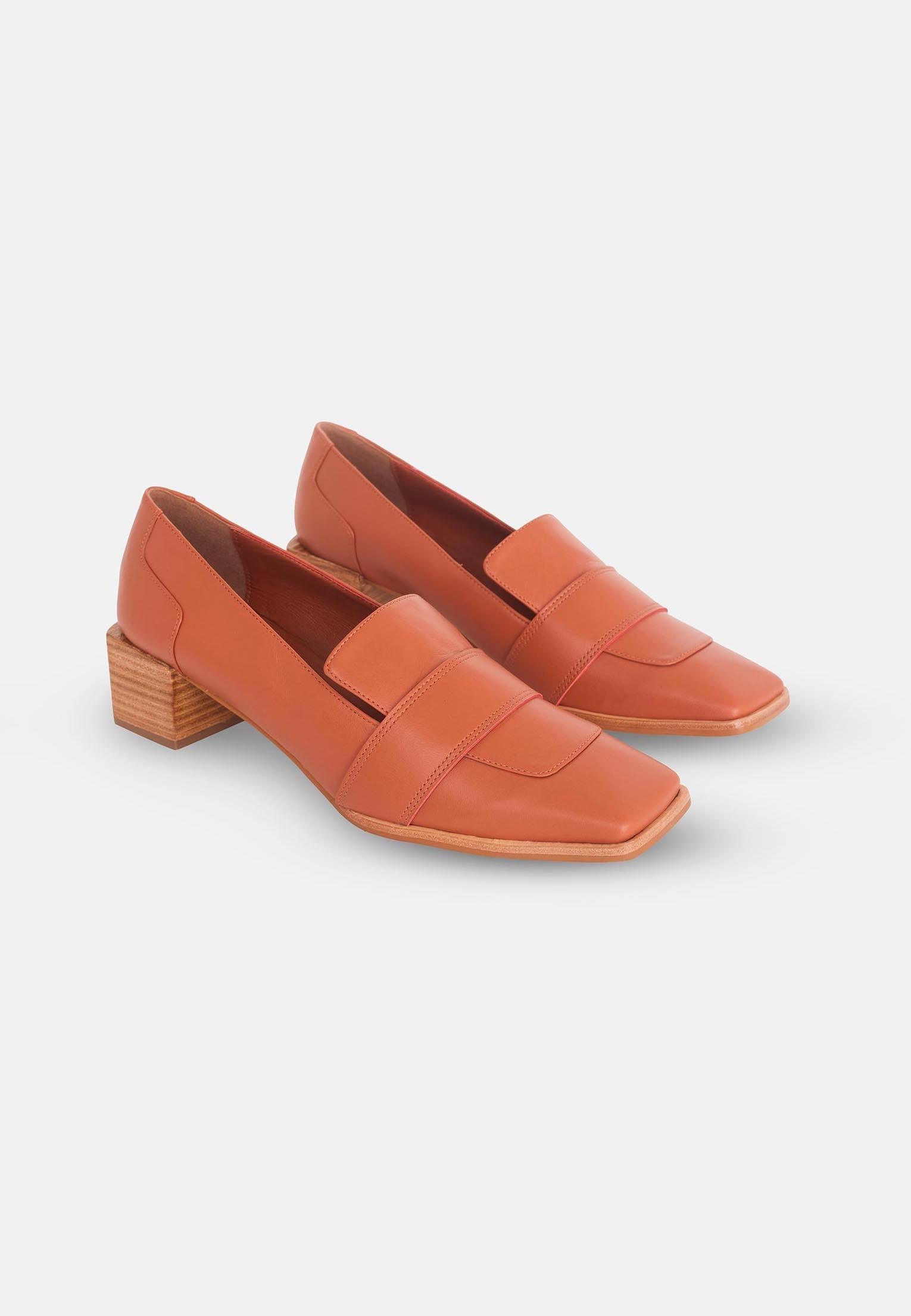 Mangará Louro Women's Loafers - Premium Leather