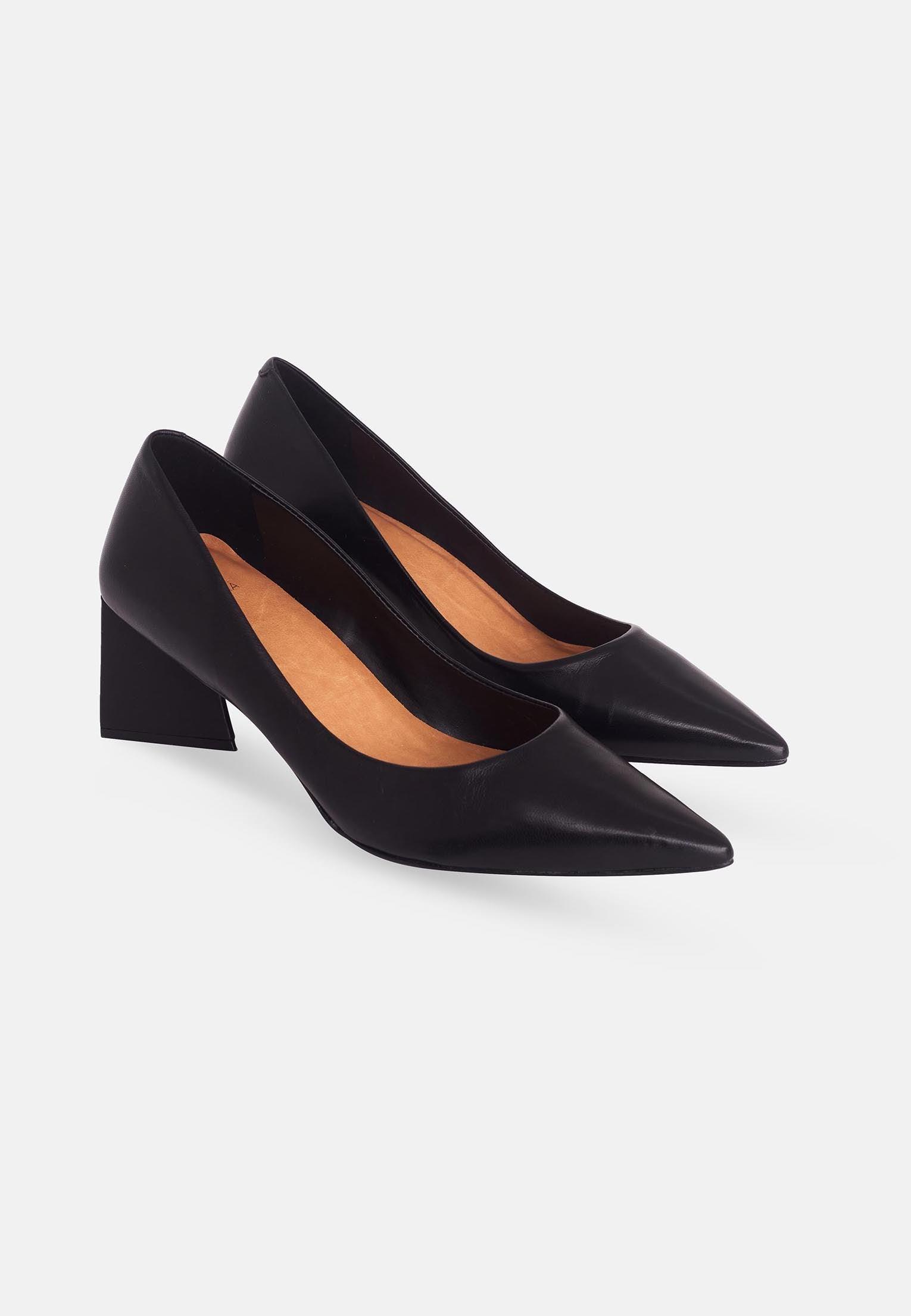 Mangará Vriesea Women's Pumps - 6.5Block Heel